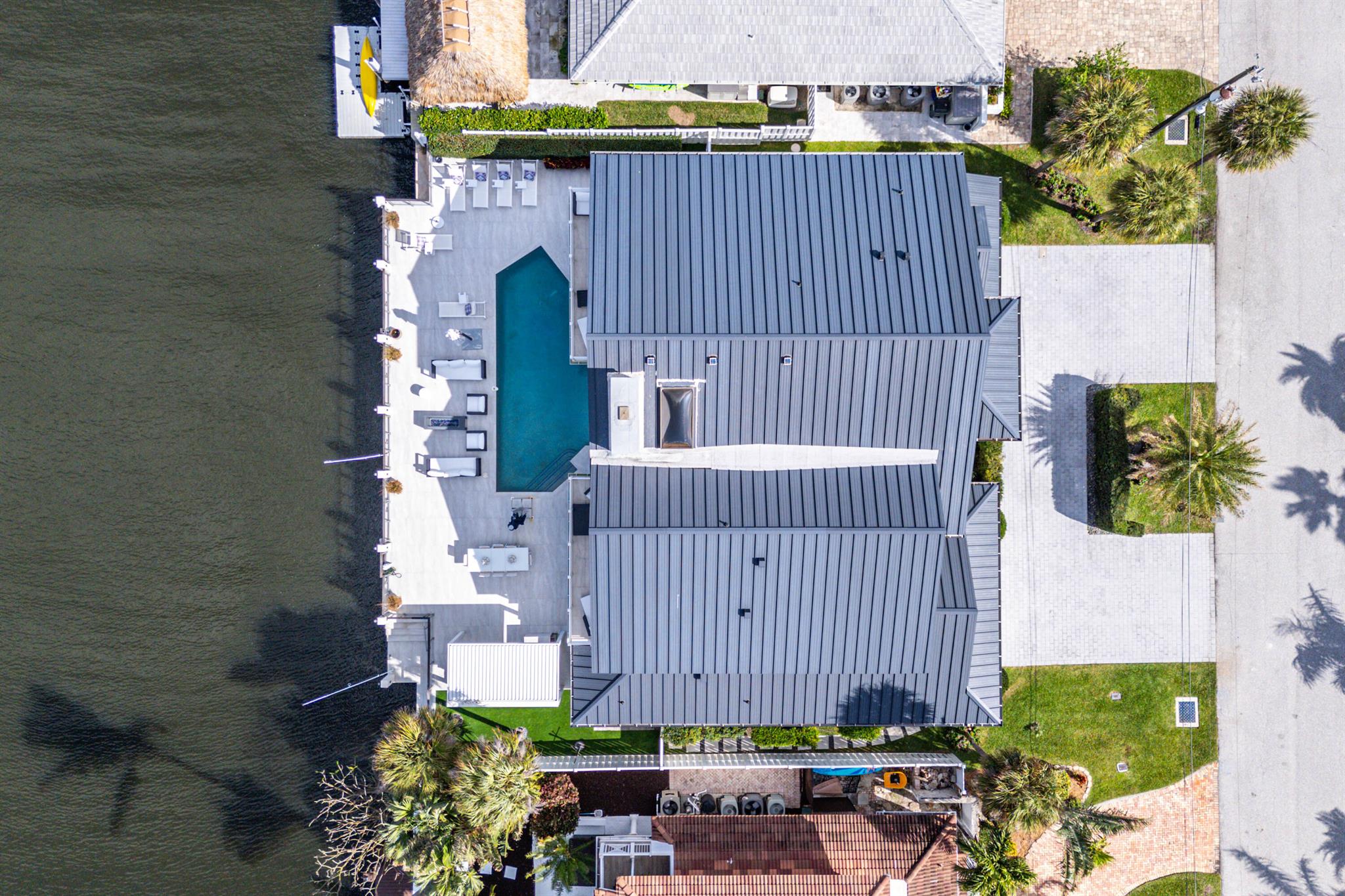 TROPIC ISLE 3RD SEC IN PB - Residential