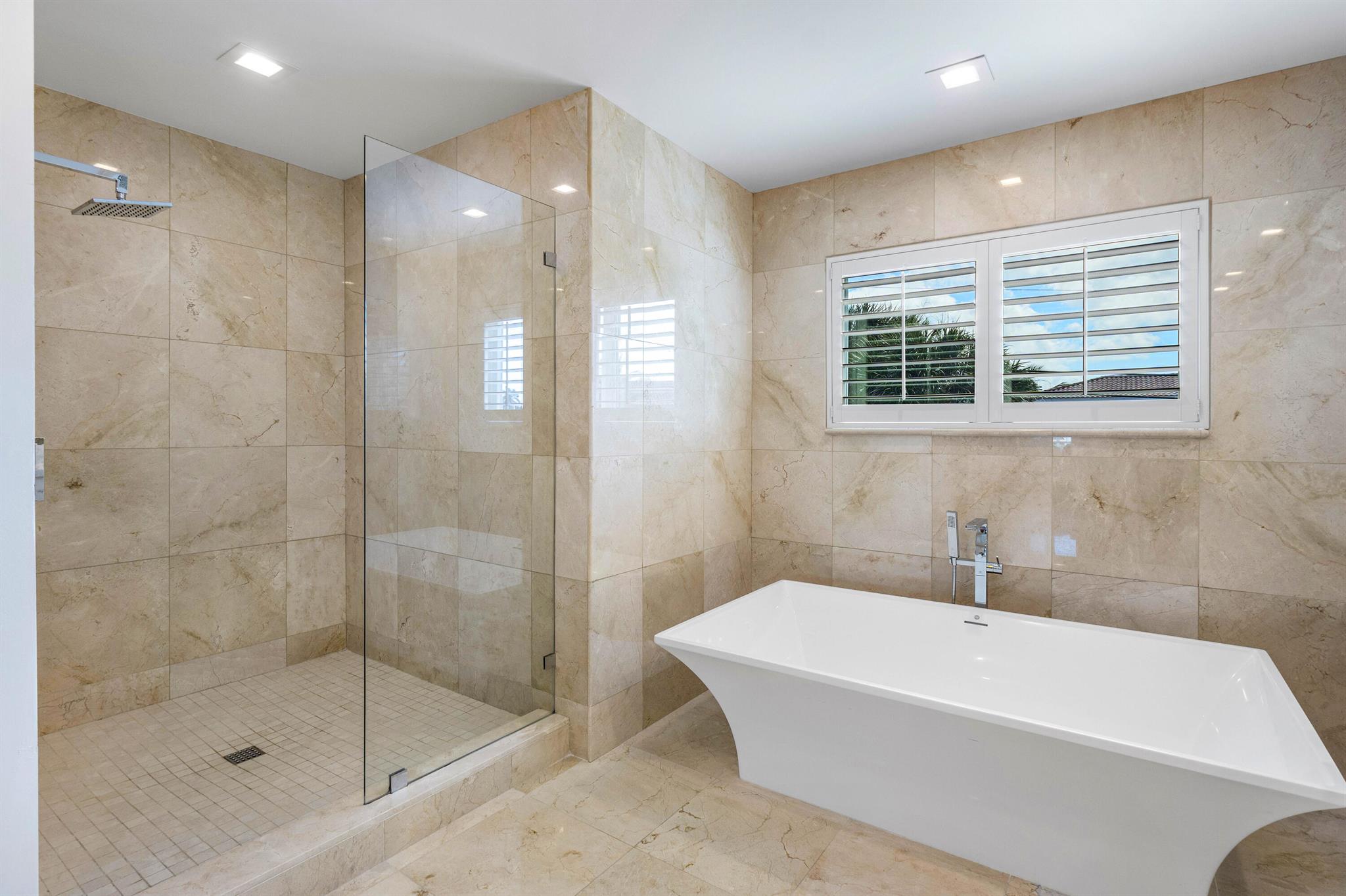 TROPIC ISLE 3RD SEC IN PB - Residential