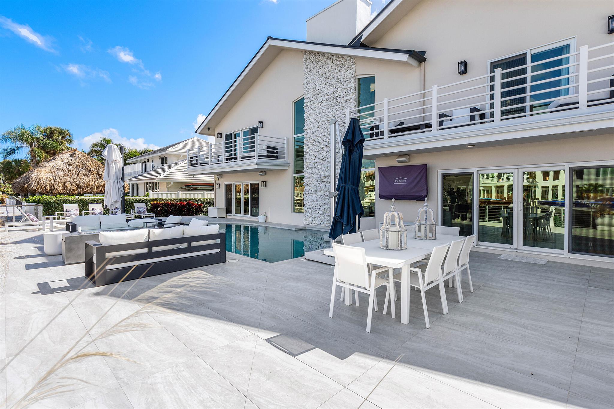 TROPIC ISLE 3RD SEC IN PB - Residential