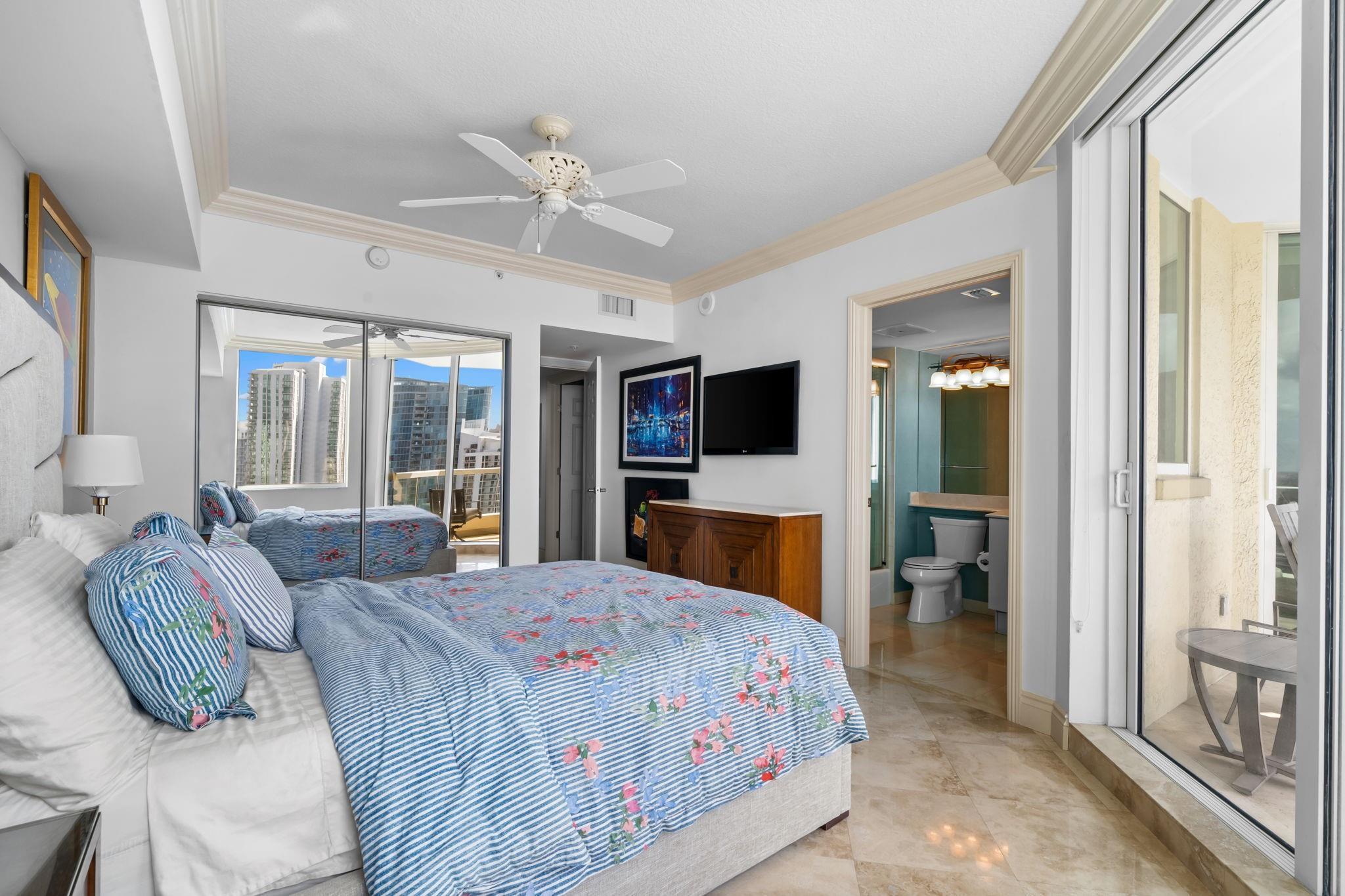 LAS OLAS GRAND - Residential