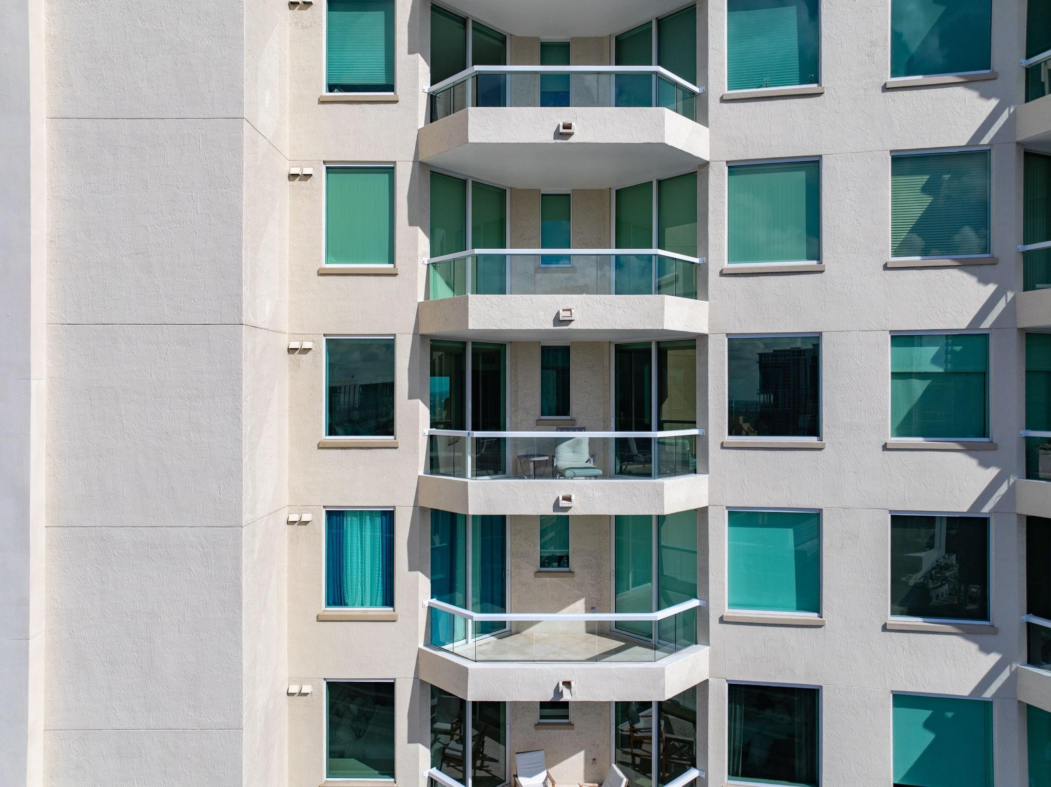 LAS OLAS GRAND - Residential