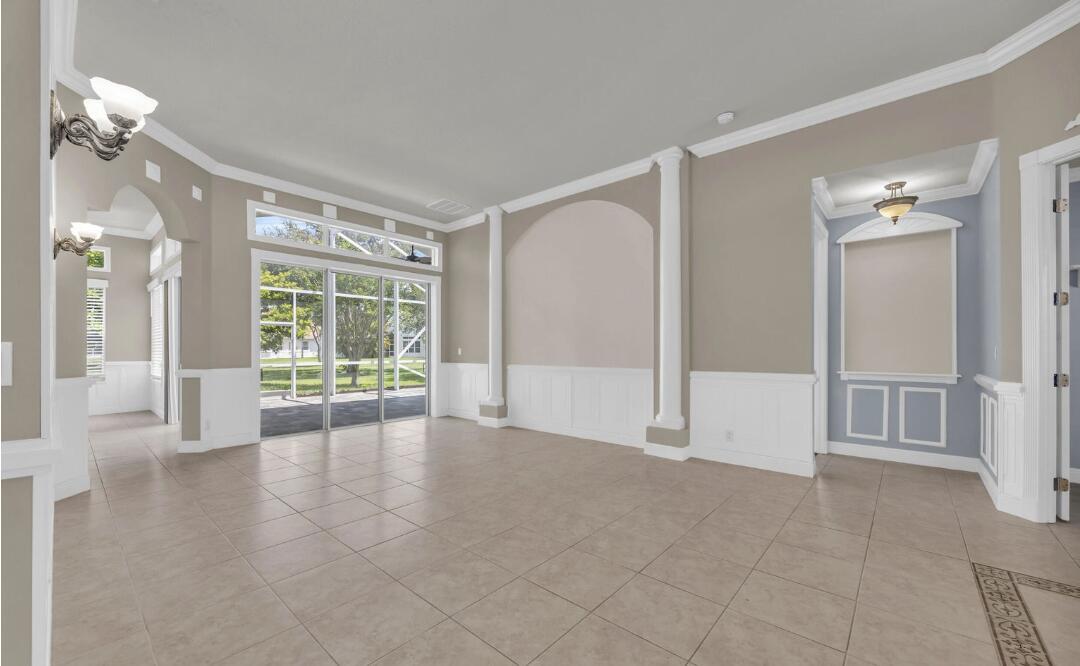 198 Magnolia Lakes Boulevard