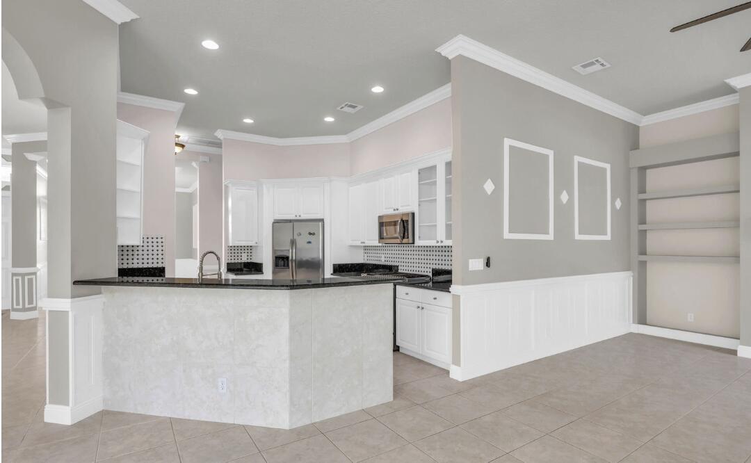 MAGNOLIA LAKES AT ST LUCI - Residential