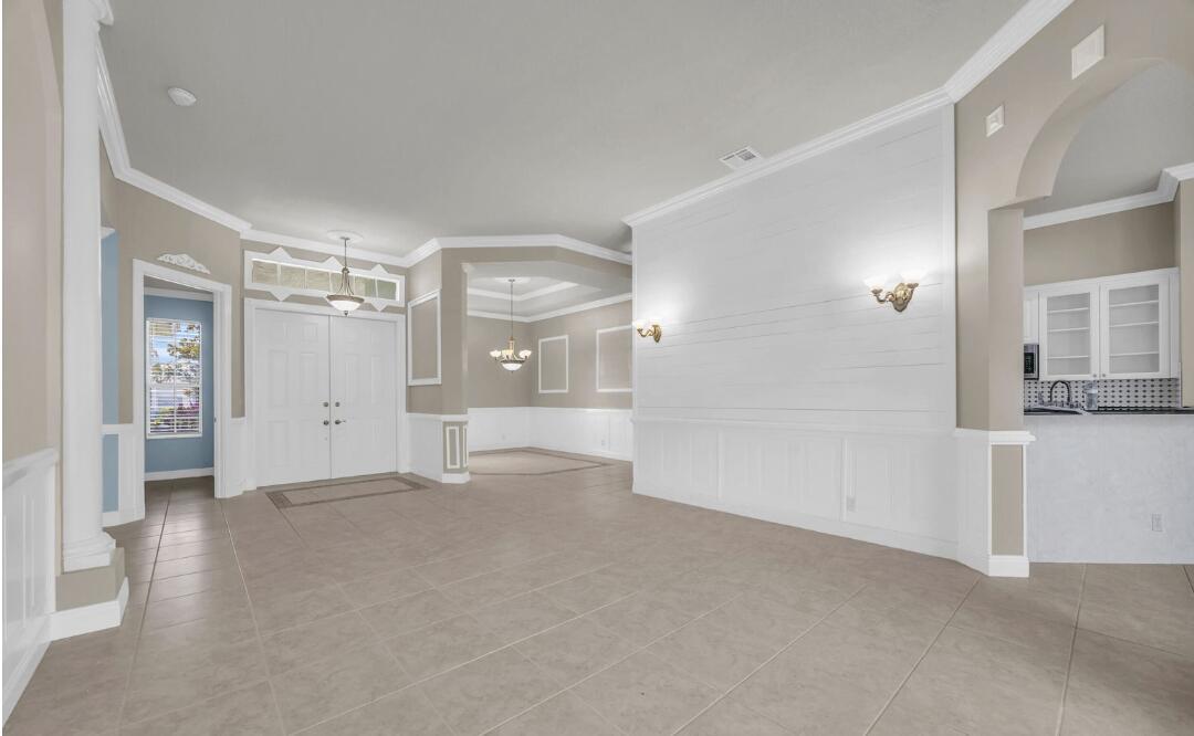 198 Magnolia Lakes Boulevard