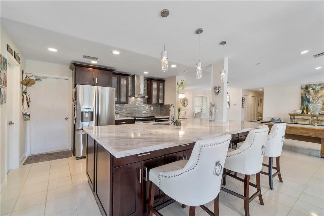 BOCA GREENS - Residential