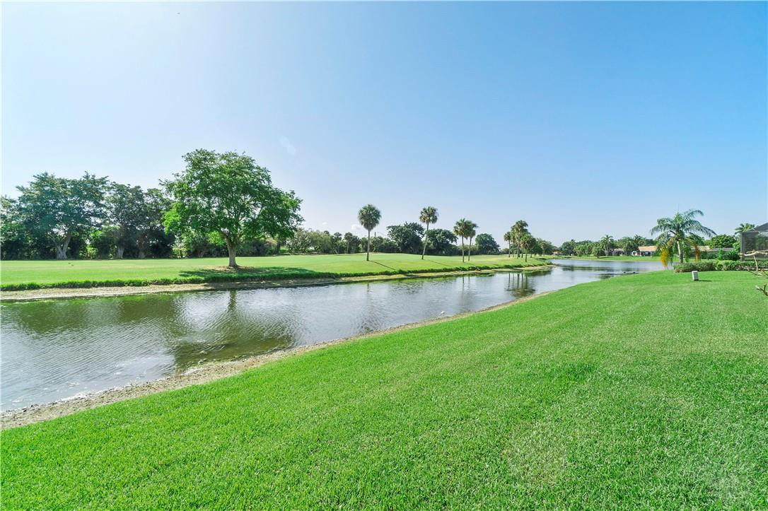 BOCA GREENS - Residential