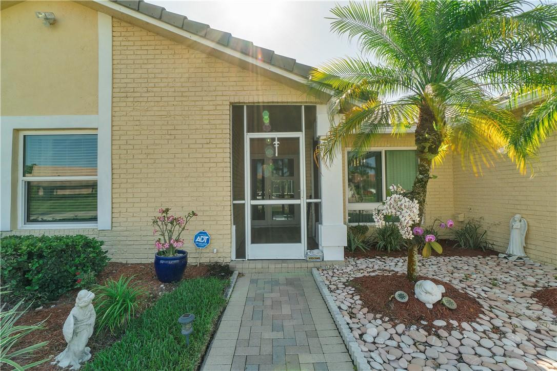BOCA GREENS - Residential