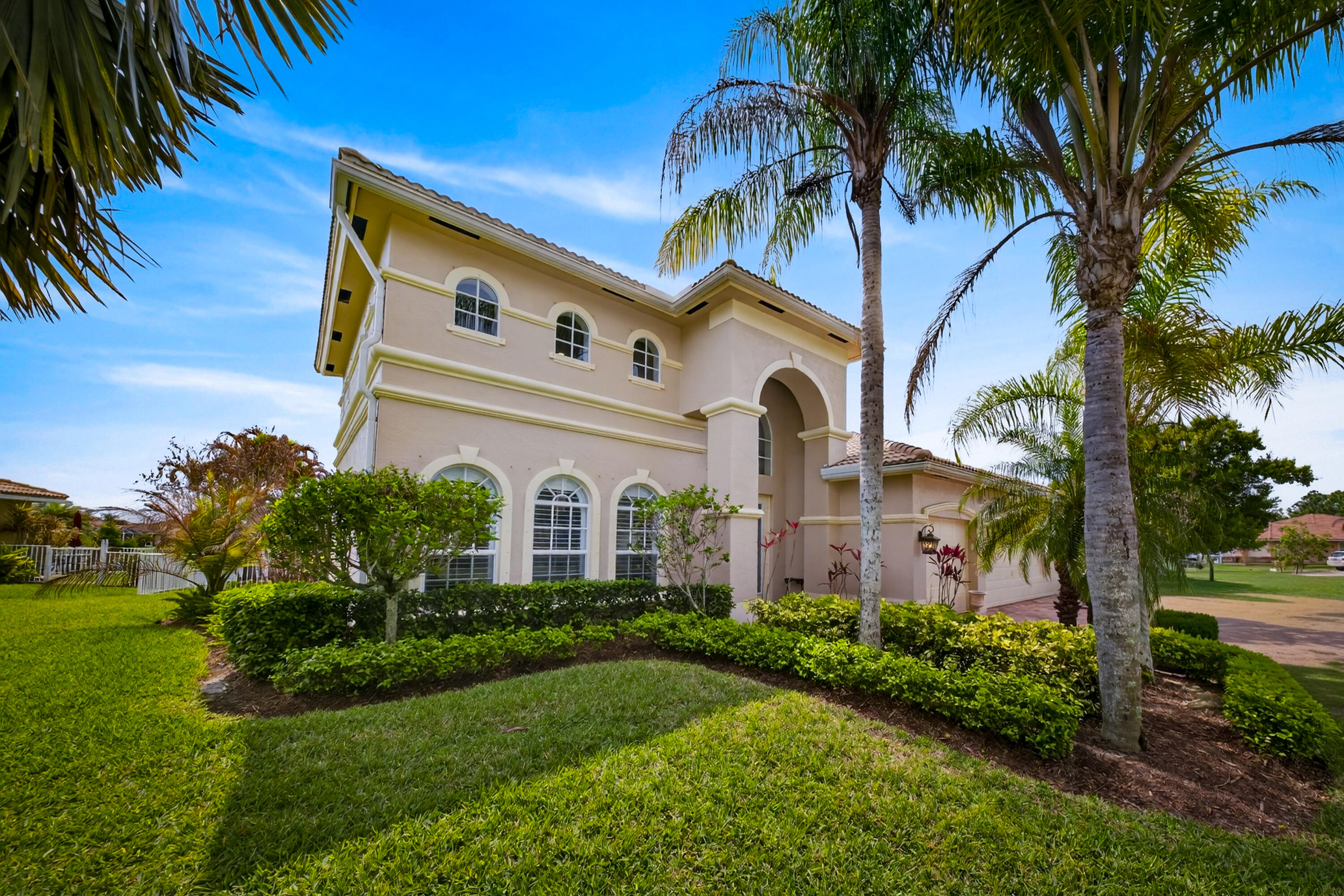 COVE LAKES PUD - Residential