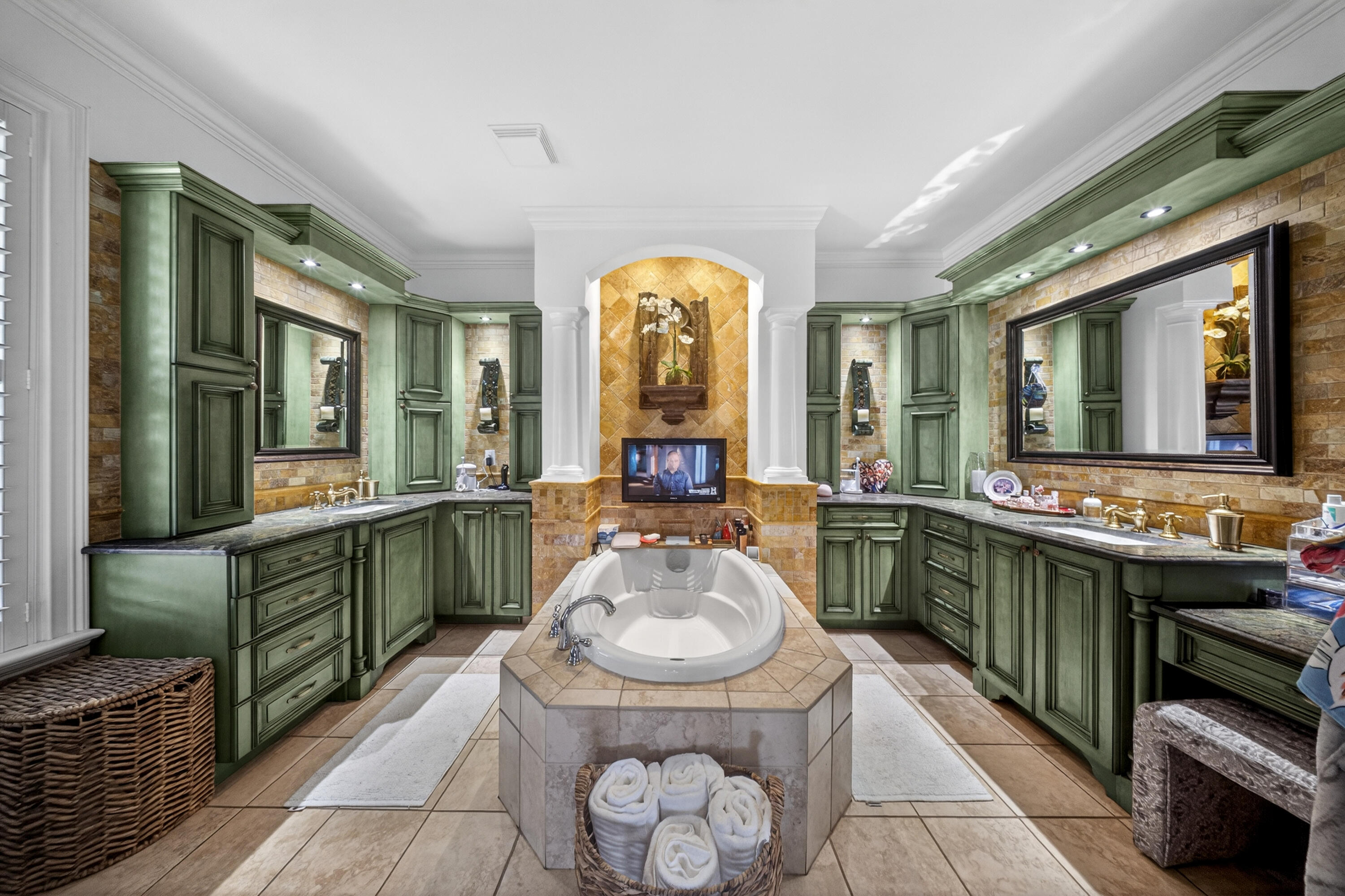 COVE LAKES PUD - Residential