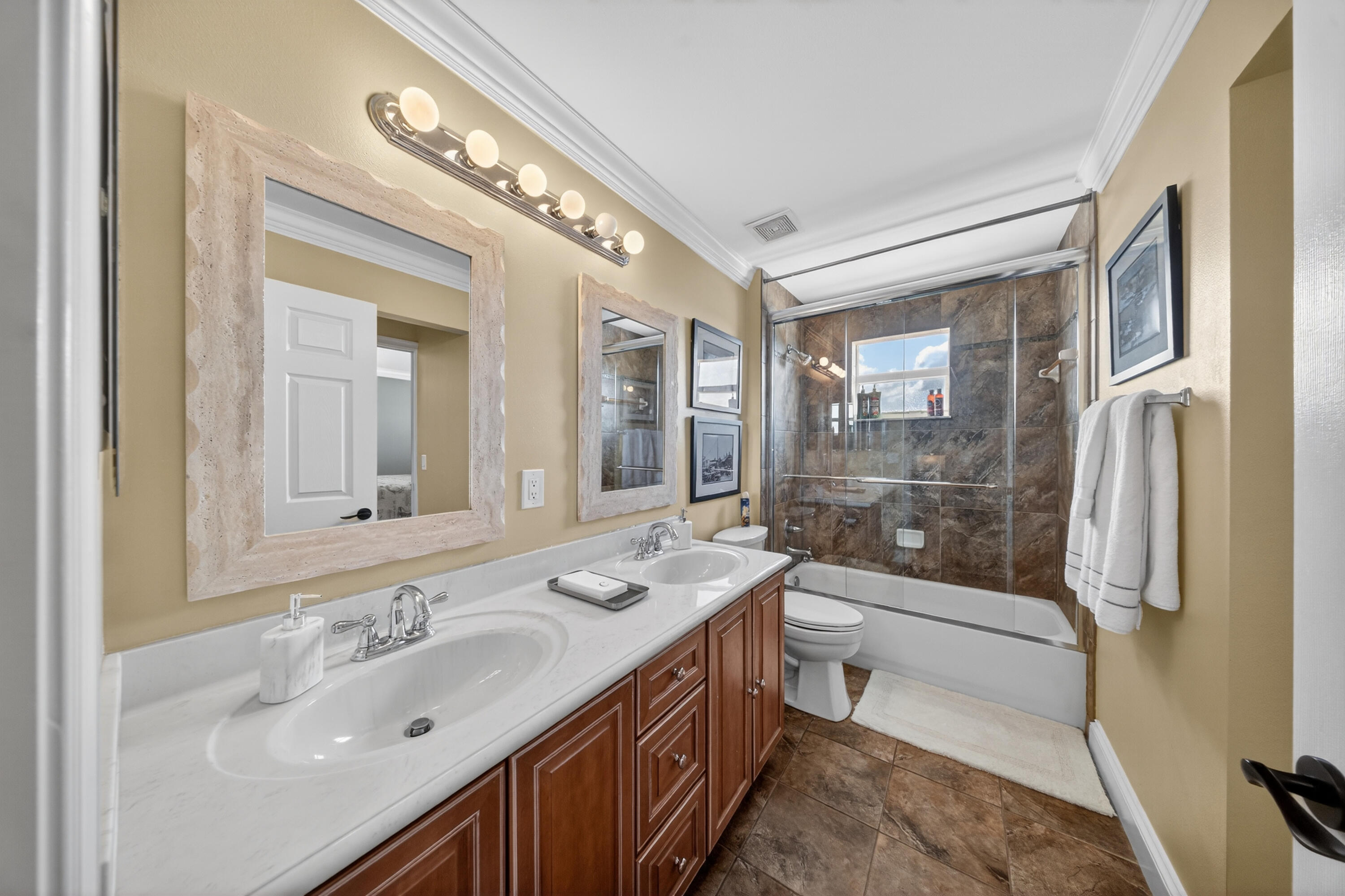 COVE LAKES PUD - Residential