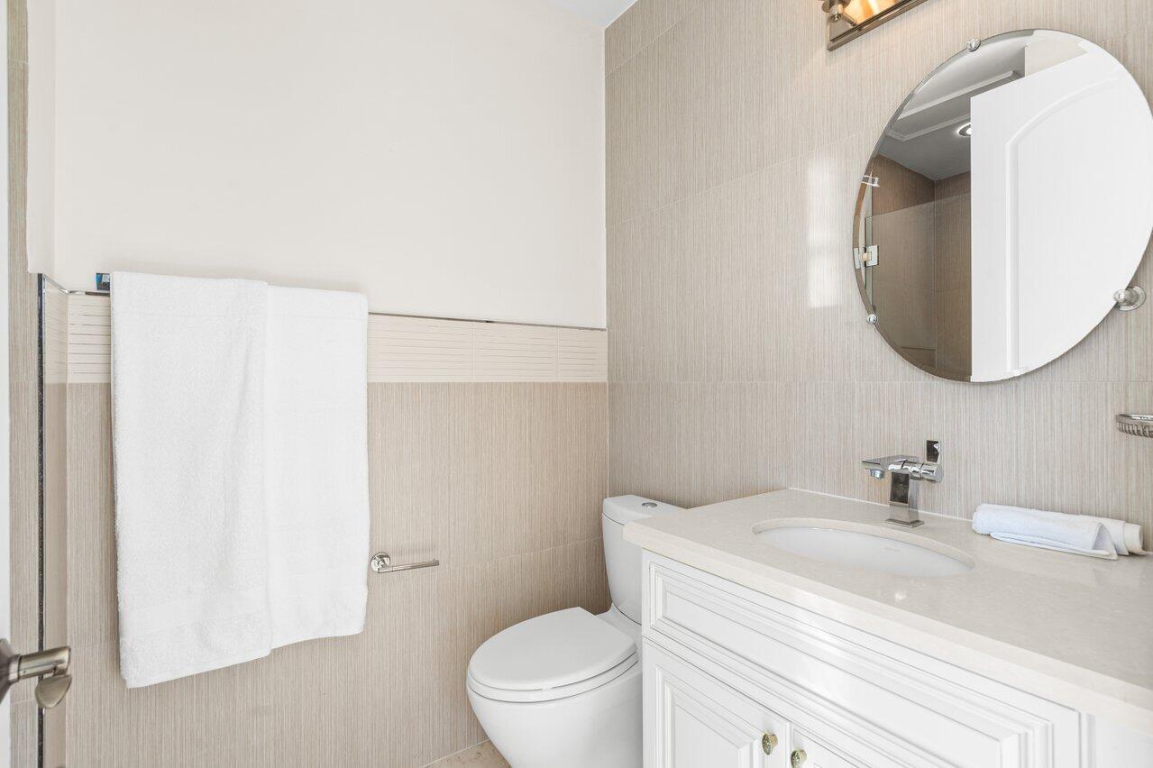 SUNRISE OCEAN CLUB CONDO - Residential Lease