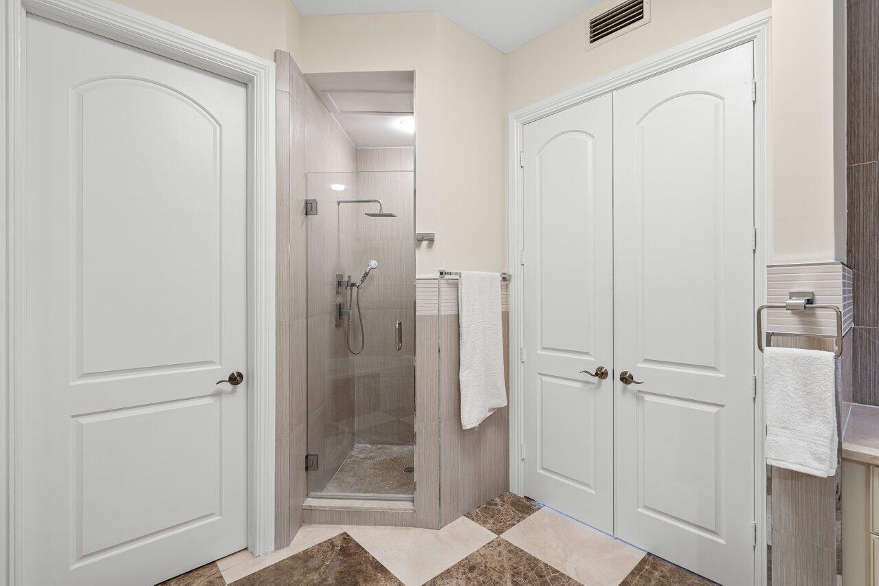 SUNRISE OCEAN CLUB CONDO - Residential Lease