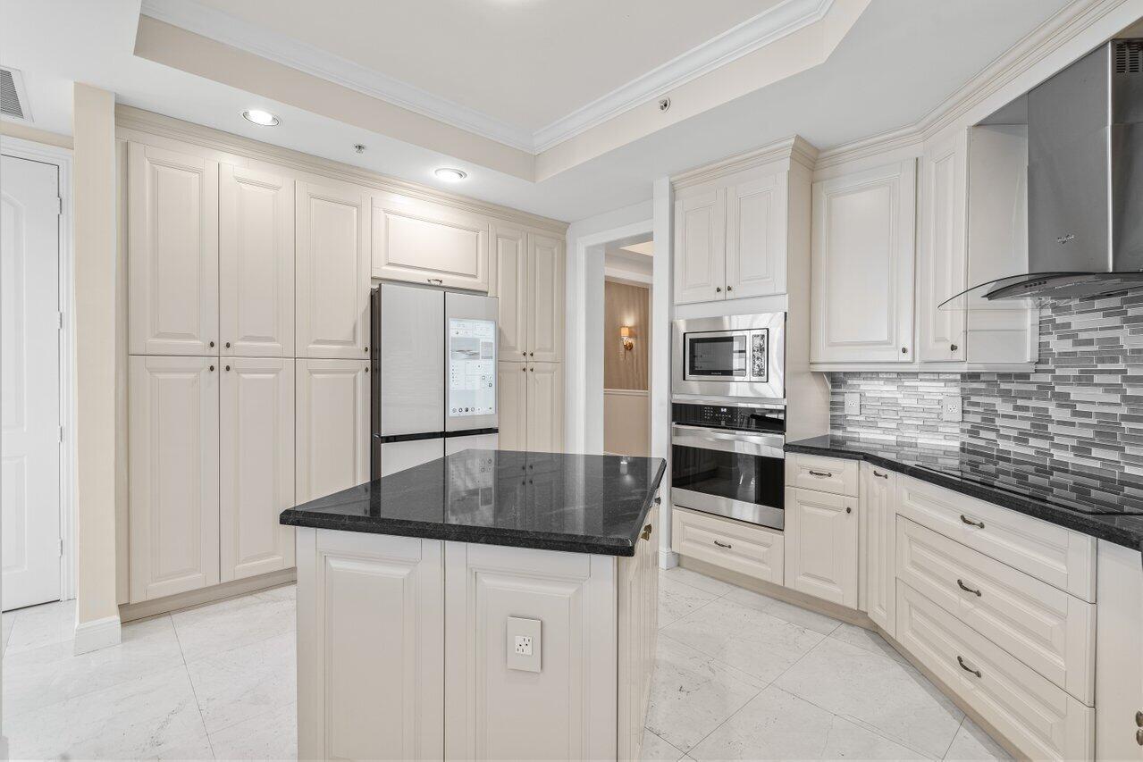 SUNRISE OCEAN CLUB CONDO - Residential Lease