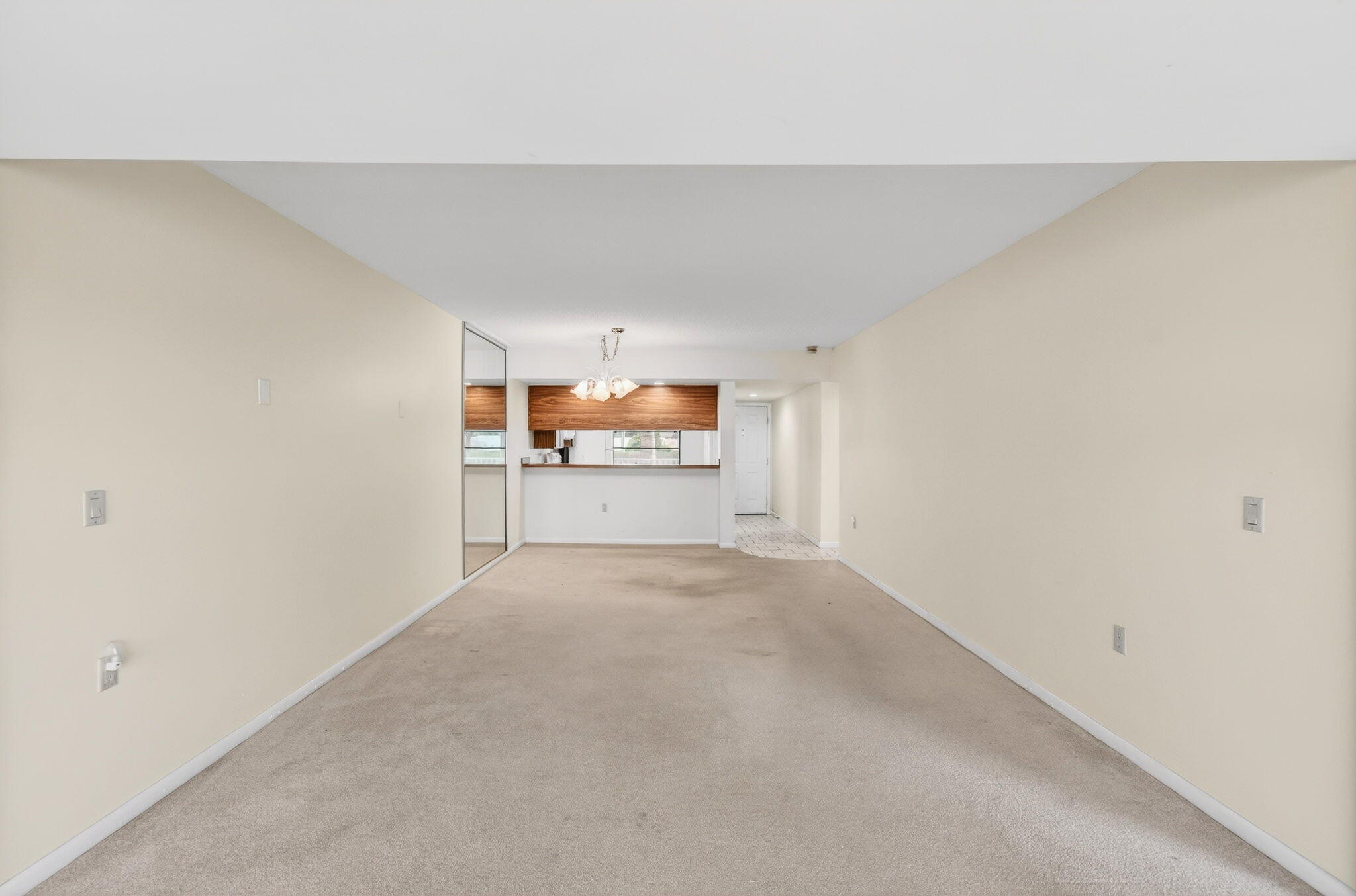 WHITEHALL - Residential