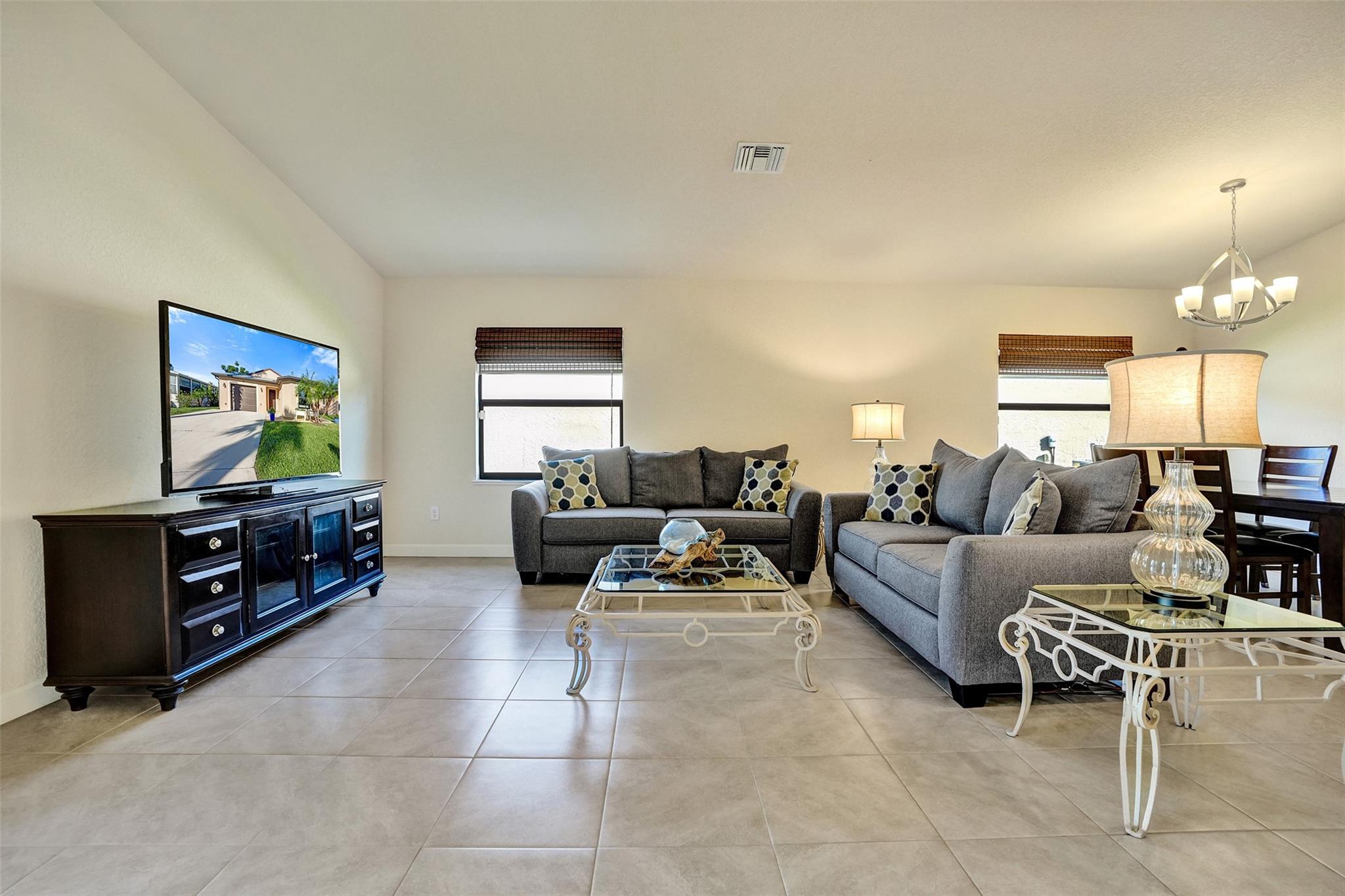 Spanish Lakes 1 - Residential