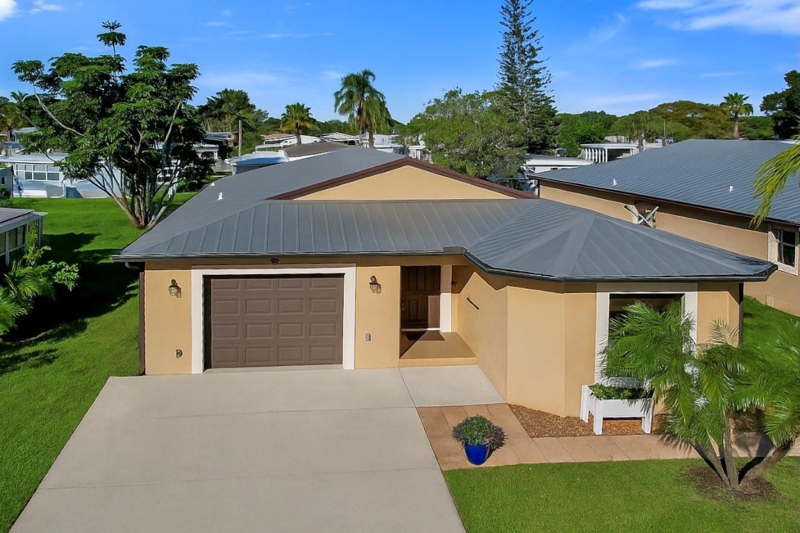 Spanish Lakes 1 - Residential