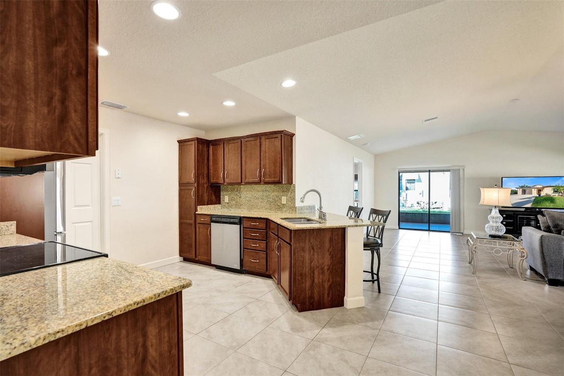 Spanish Lakes 1 - Residential