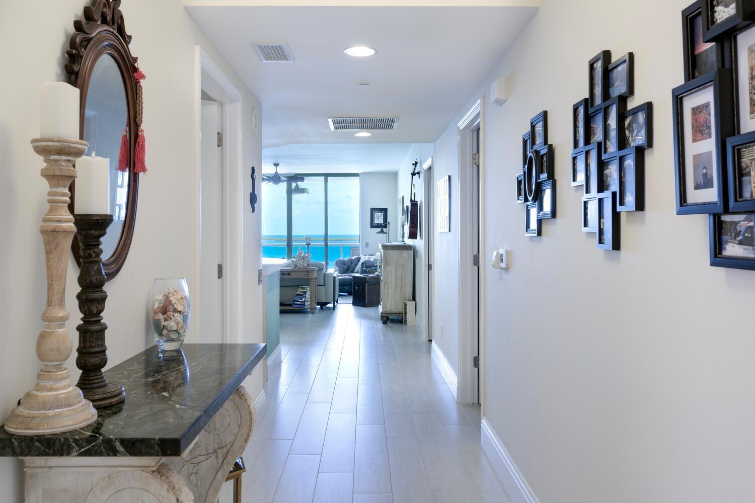 2650 Lake Shore Drive 1602, Riviera Beach, FL, 33404/$625,000 4 2650 Lake Shore Drive 1602