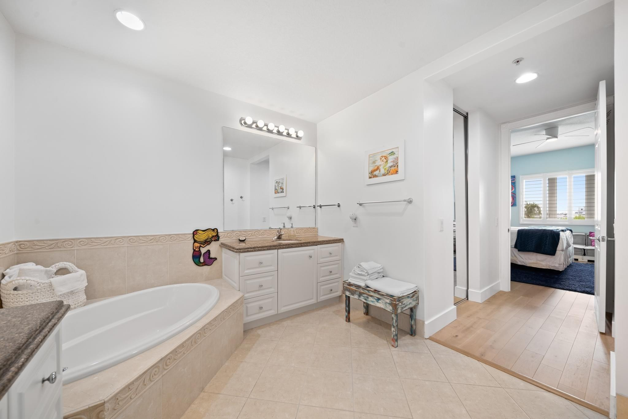 Harbour Isle At Hutchinso - Residential Lease