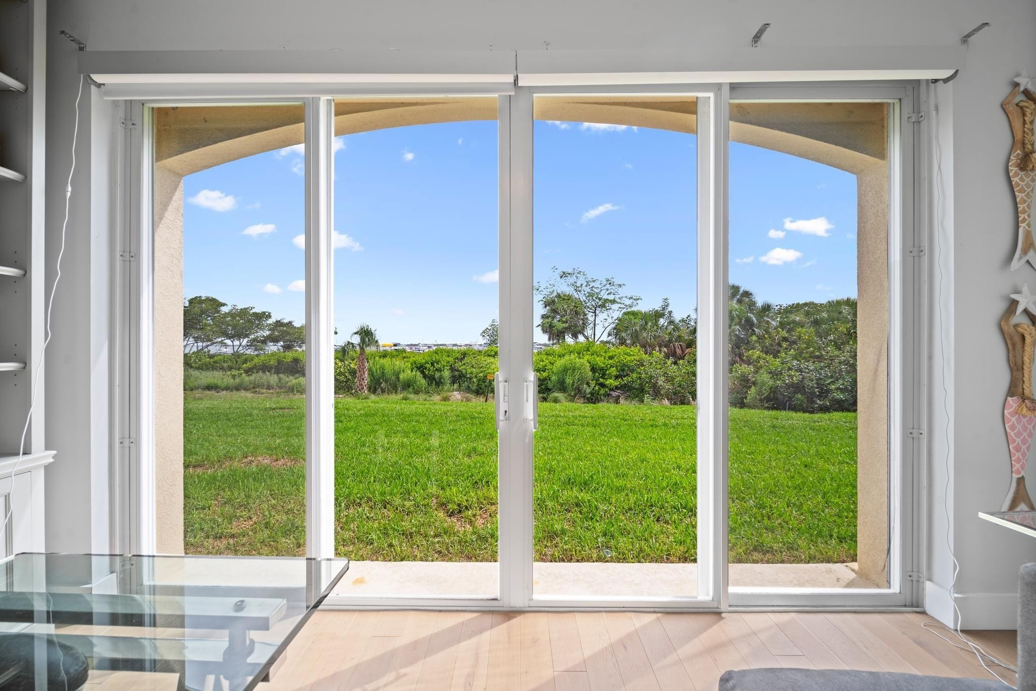 Harbour Isle At Hutchinso - Residential Lease