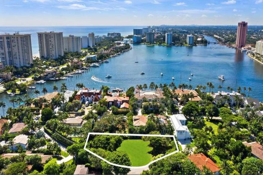 One of the most prized double lots in Por La Mar is now available. 20,000 square foot (or two equal adjacent 10,000 square foot lots) can accommodate a magnificent residence with truly spectacular outdoor space including an extra large pool and plenty of green space for play areas or putting greens. The two lots can easily accommodate up to 8,000 square foot air conditioned structure with a three car garage. Visualize the possibilities with inspiration renderings provided, offering a glimpse into the potential of your future sanctuary. Just steps away from the Atlantic Ocean and walking distance to the beach and downtown Boca Raton. Unique opportunity to develop a one of kind residence.