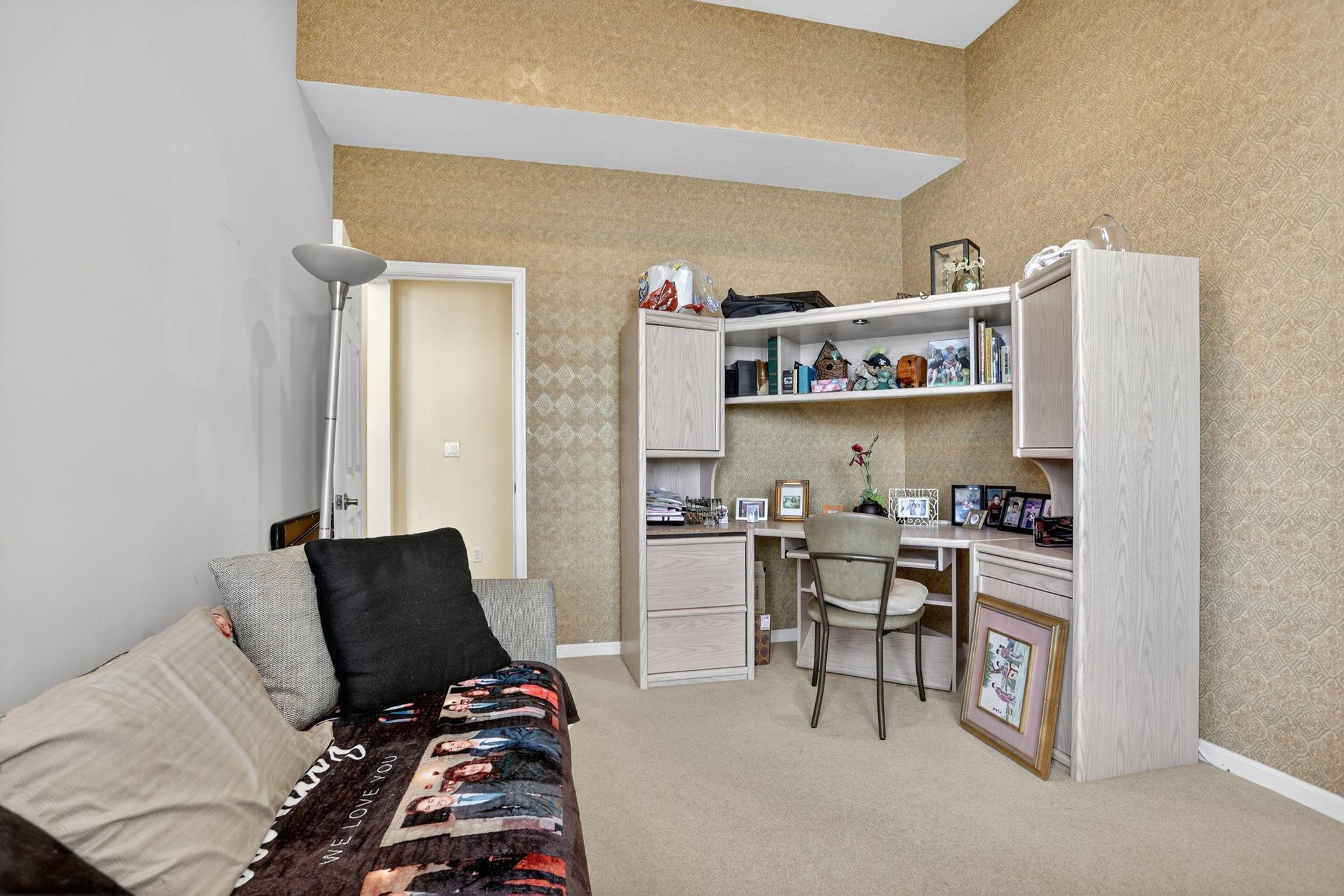 Heron Bay Four 160-1 B - Residential