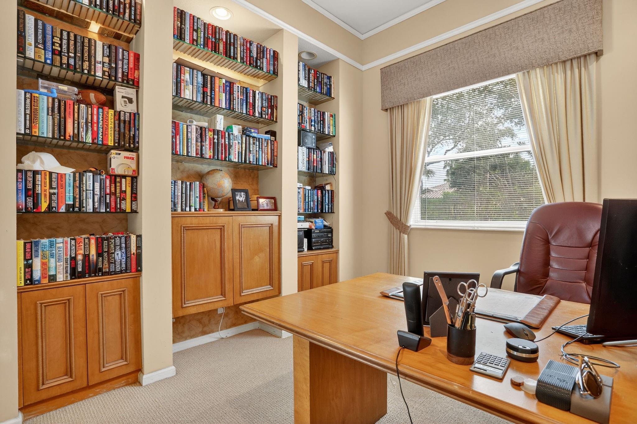 Heron Bay Four 160-1 B - Residential