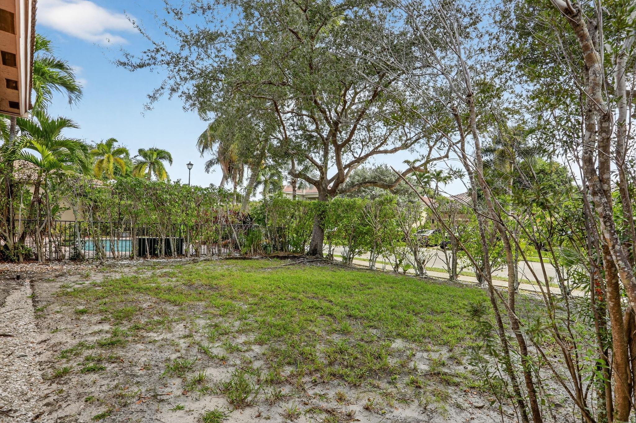Heron Bay Four 160-1 B - Residential