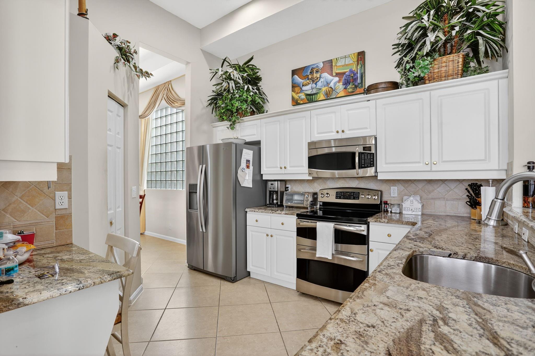 Heron Bay Four 160-1 B - Residential