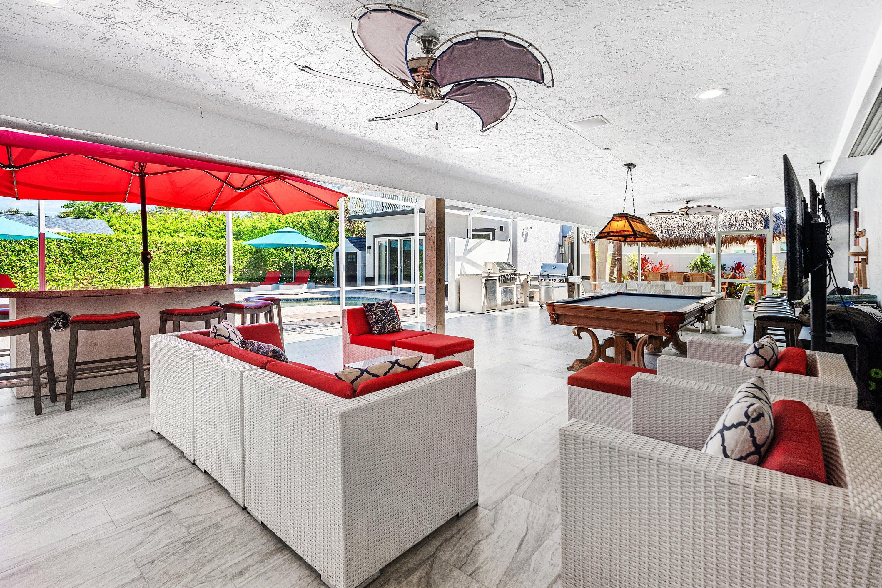 LOXAHATCHEE GARDENS - Residential