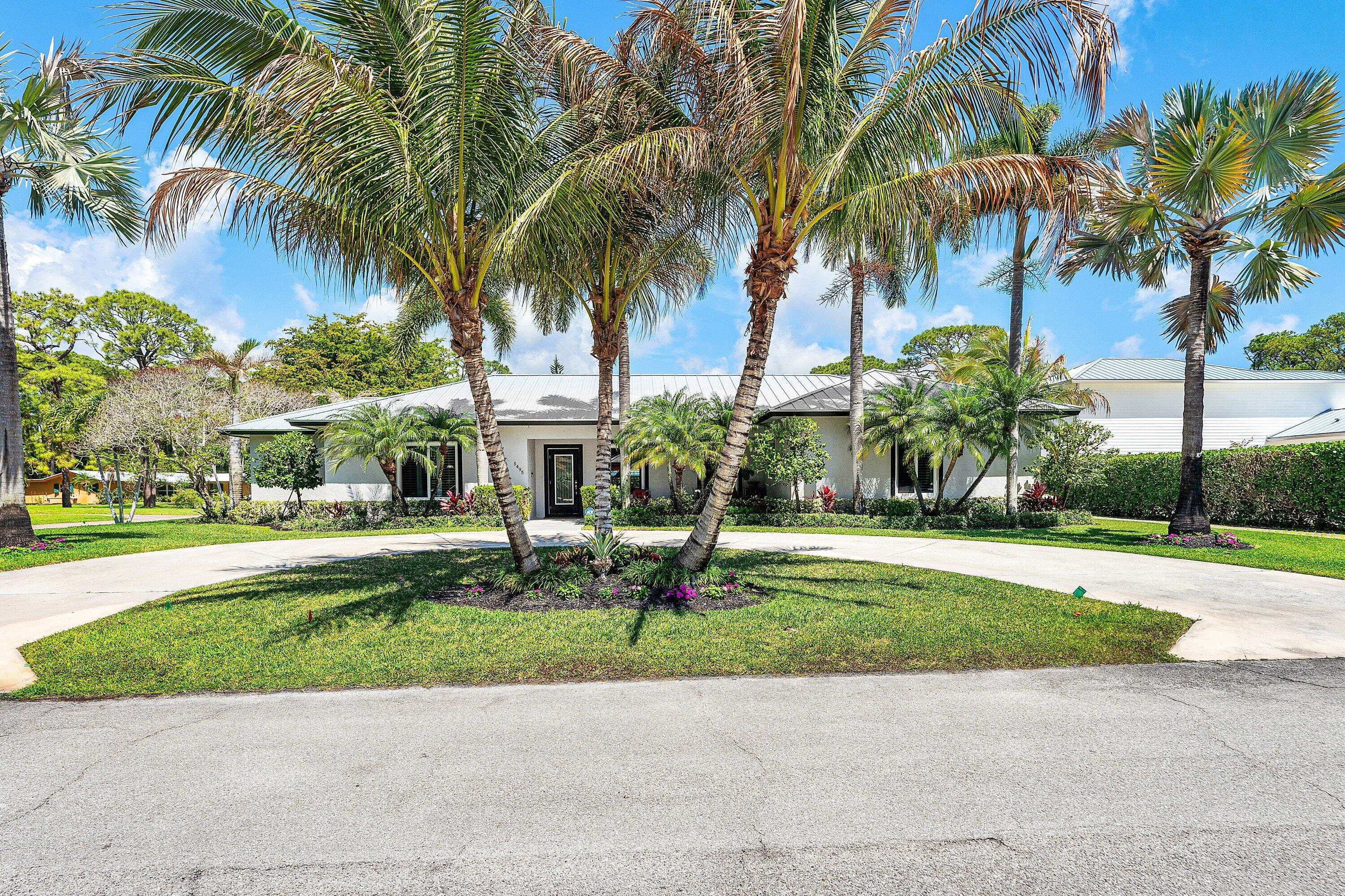 LOXAHATCHEE GARDENS - Residential