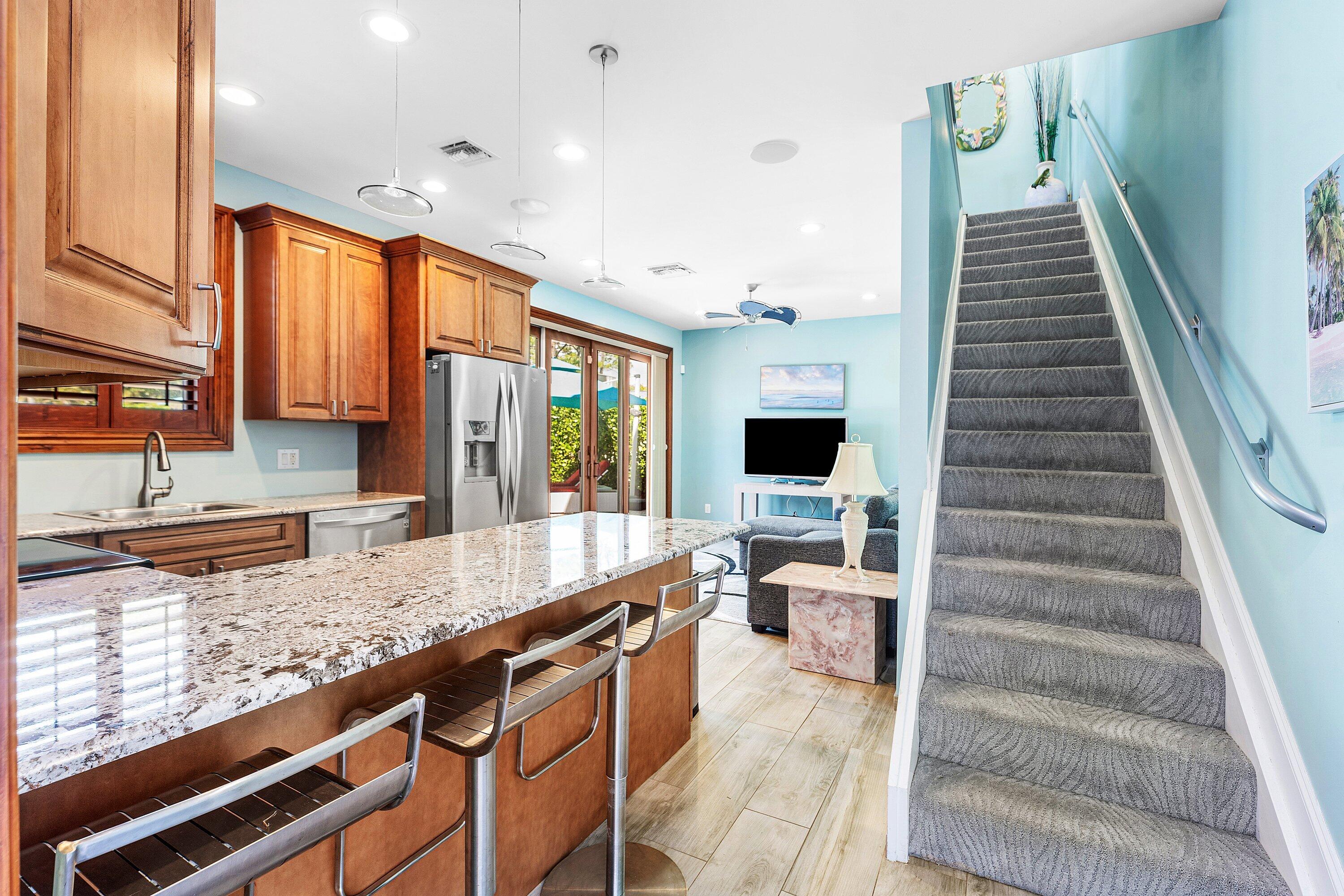 LOXAHATCHEE GARDENS - Residential