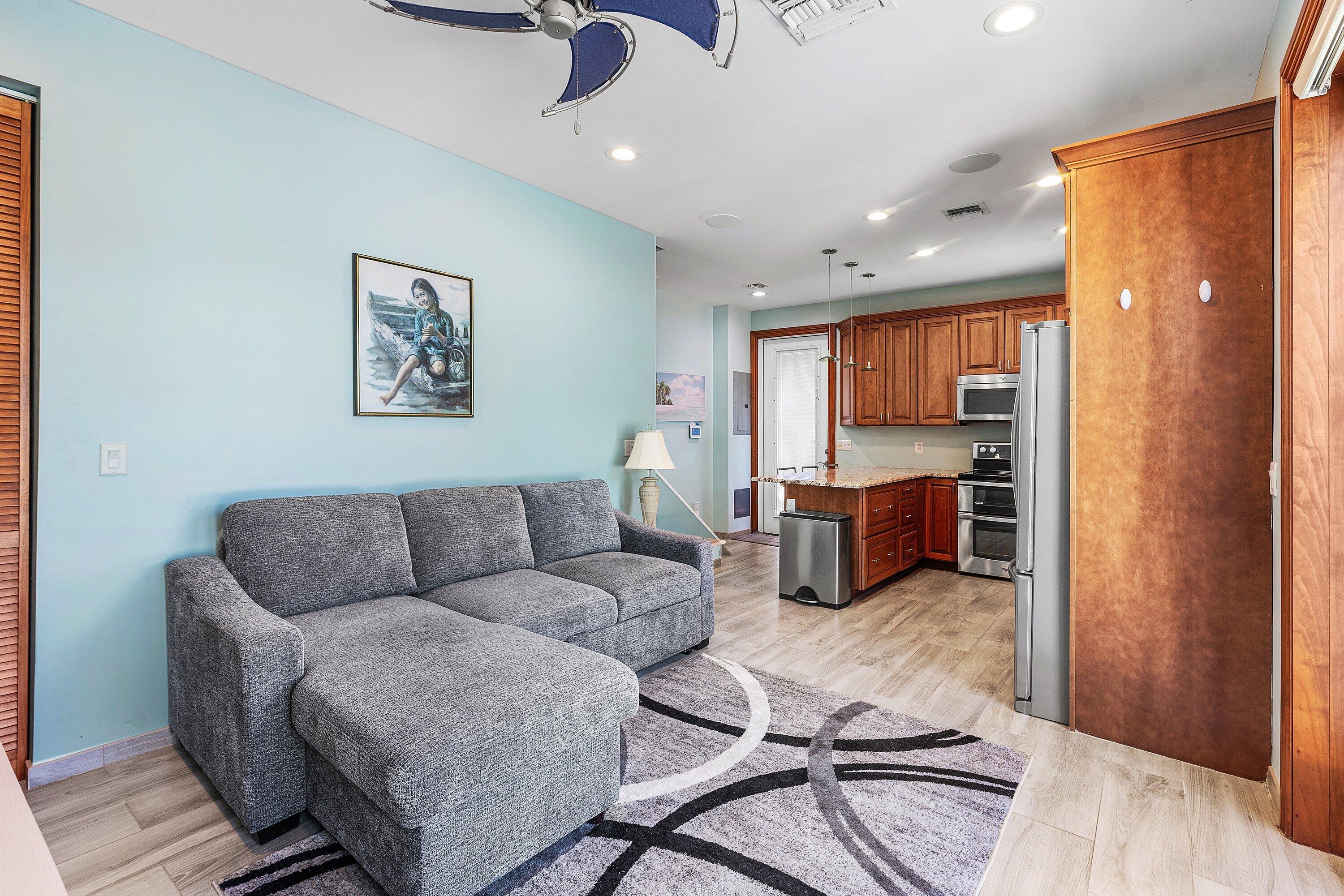 LOXAHATCHEE GARDENS - Residential