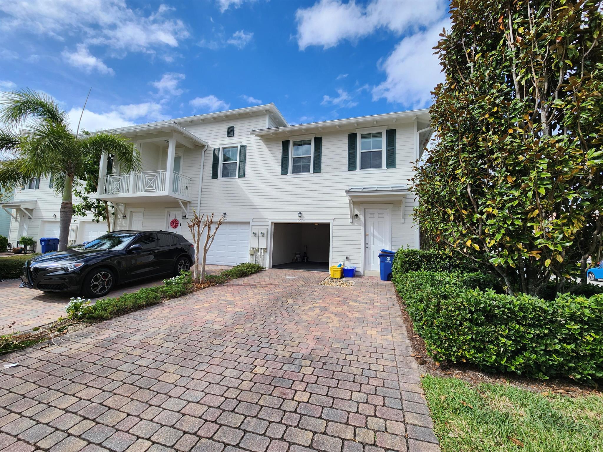 View photos, virtual tours, details... 1102 Dakota Drive