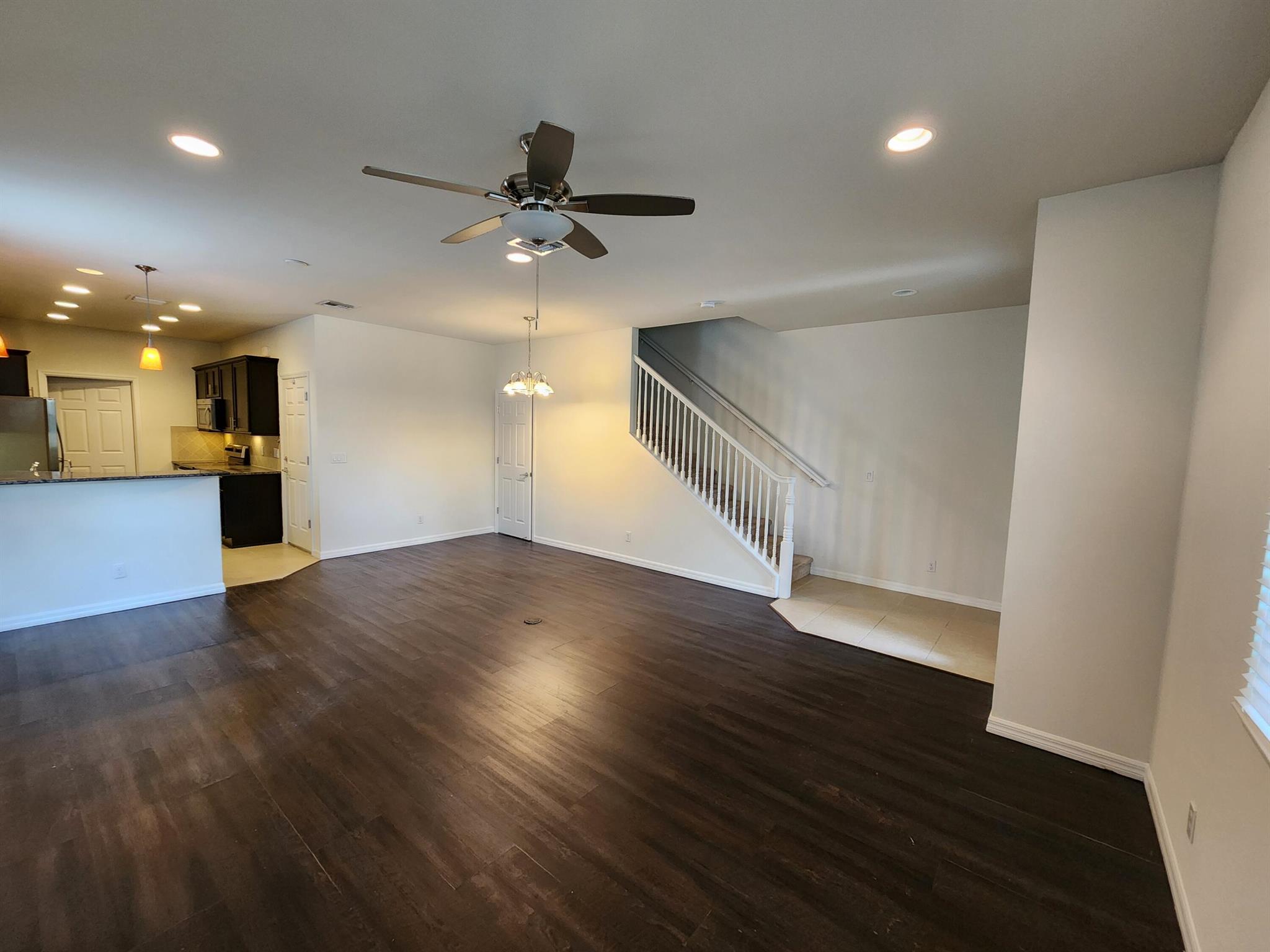 View photos, virtual tours, details... 1102 Dakota Drive