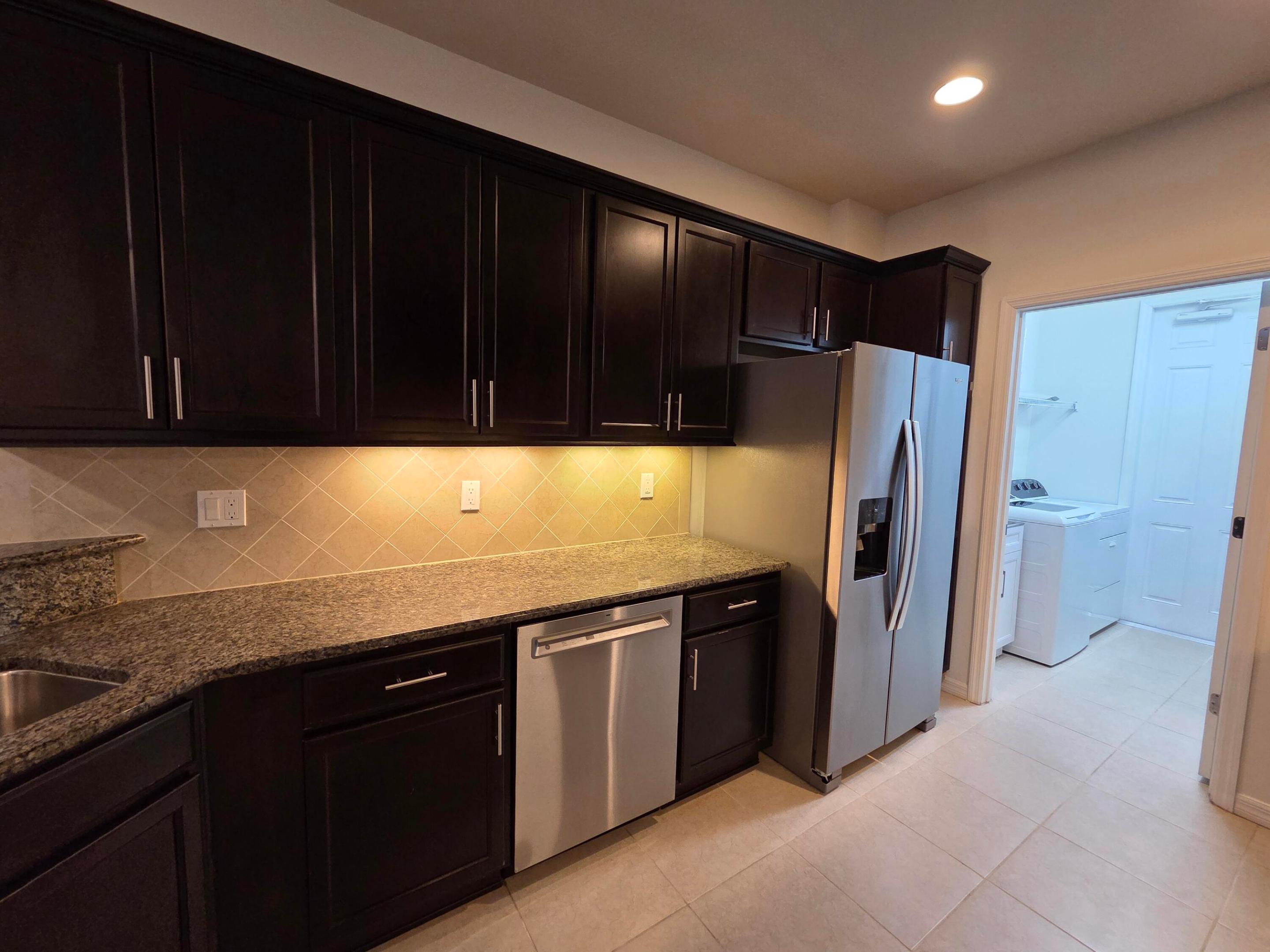 MALLORY CREEK AT ABACOA 2 - Residential Lease