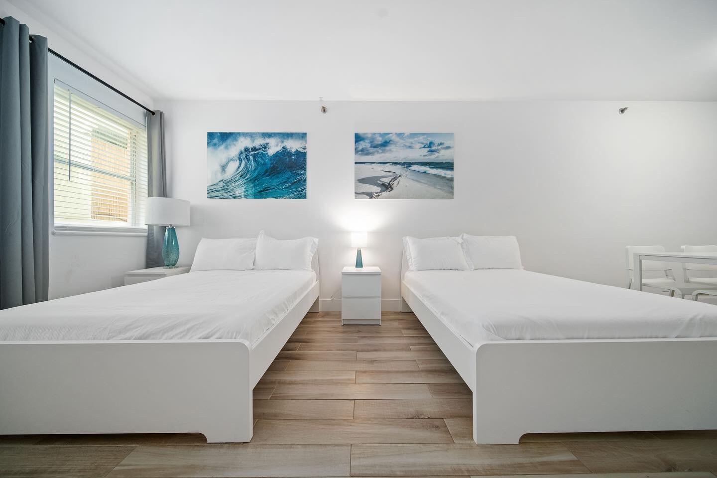 834 Ocean Drive 406