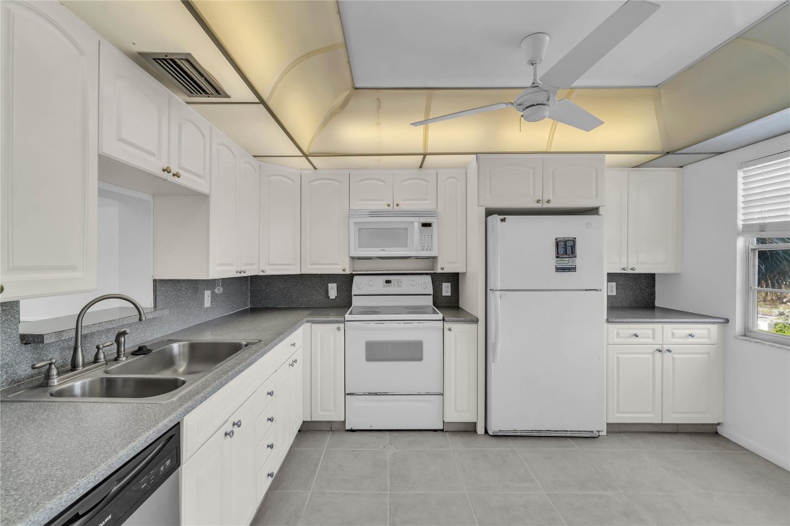 Portofino Village I-A Con - Residential Lease