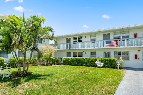 A home in Deerfield Beach