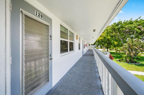 A home in Deerfield Beach