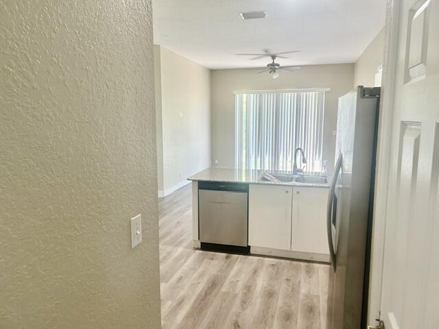 PARKSIDE ESTATES - Residential