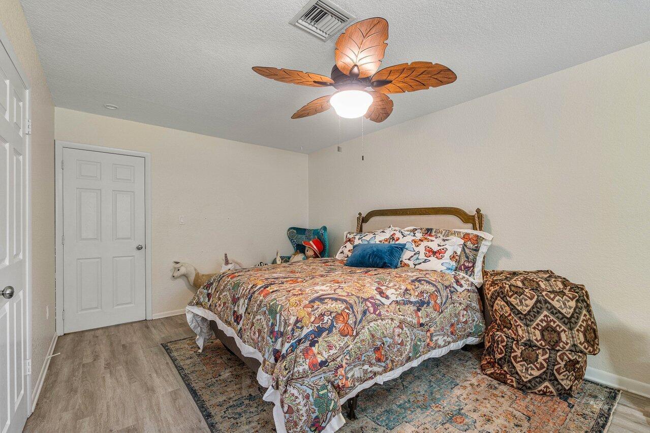 LOXAHATCHEE GROVES - Residential