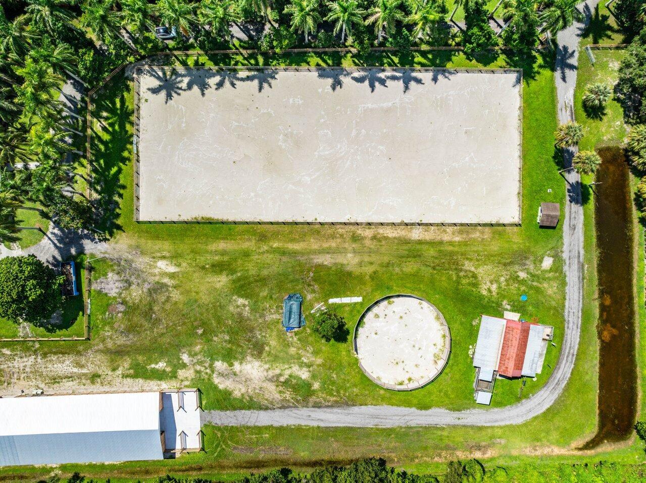 LOXAHATCHEE GROVES - Residential