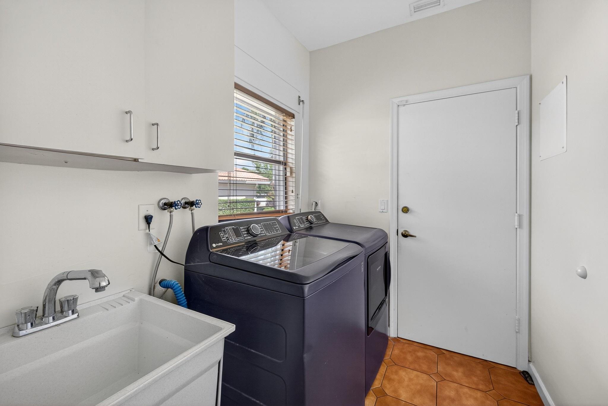 Pine Ridge - Residential