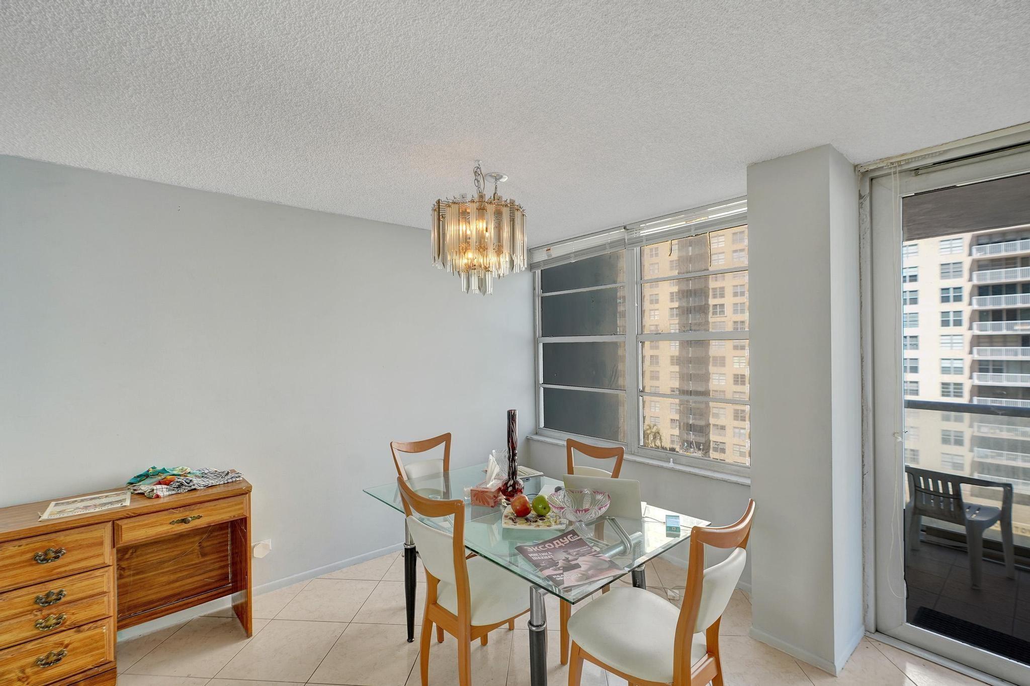 Winston Towers - Residential