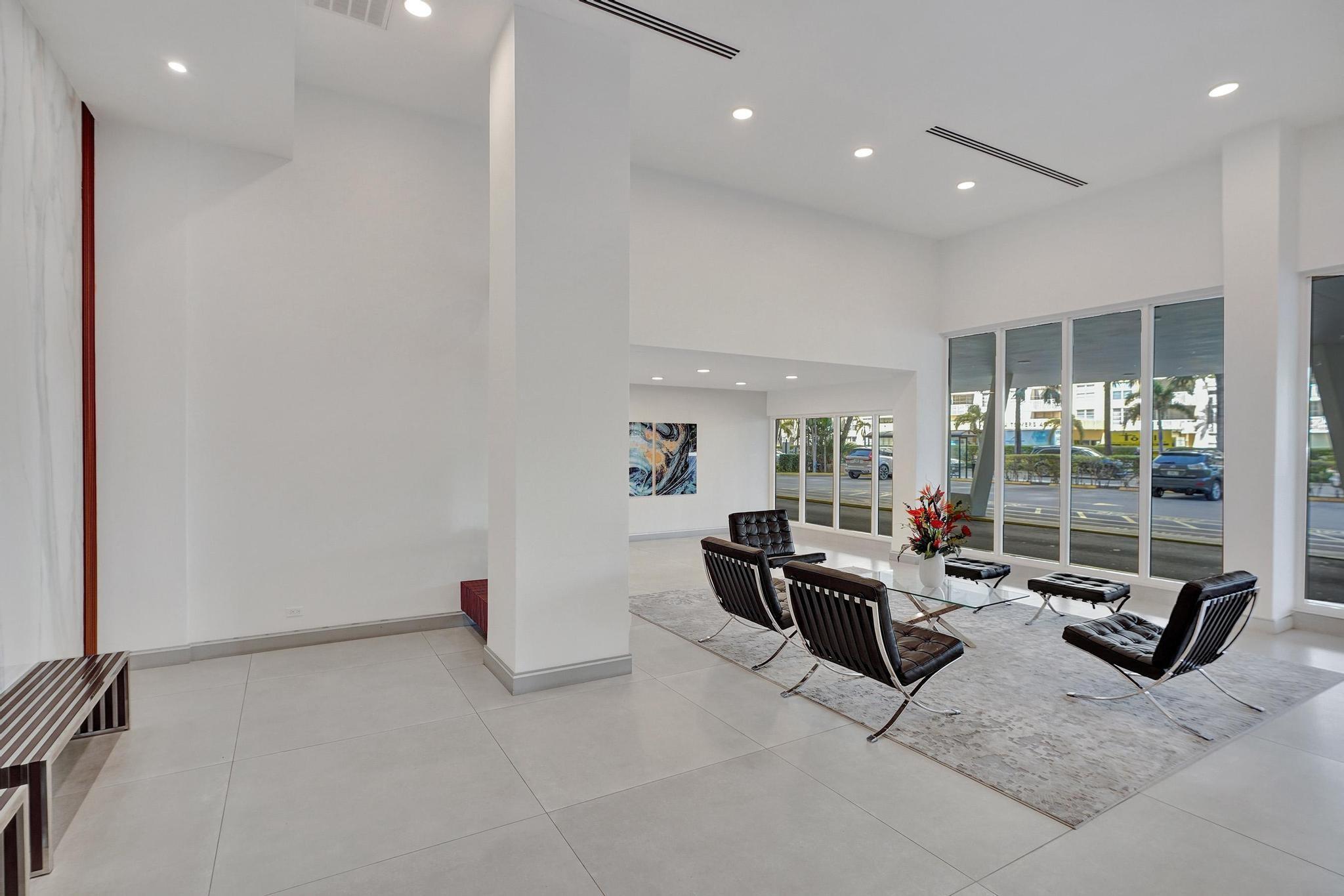 Winston Towers - Residential