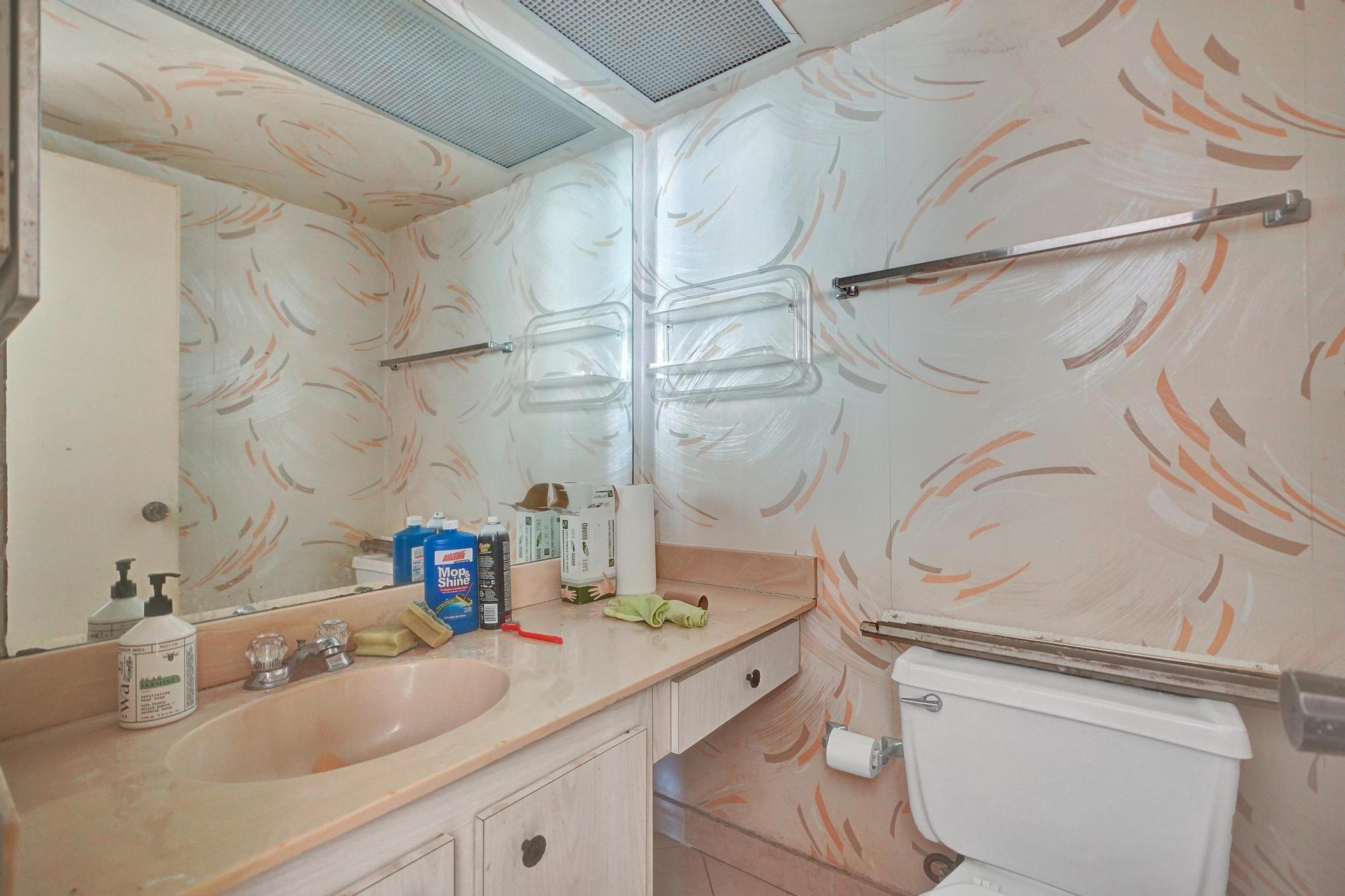 Winston Towers - Residential