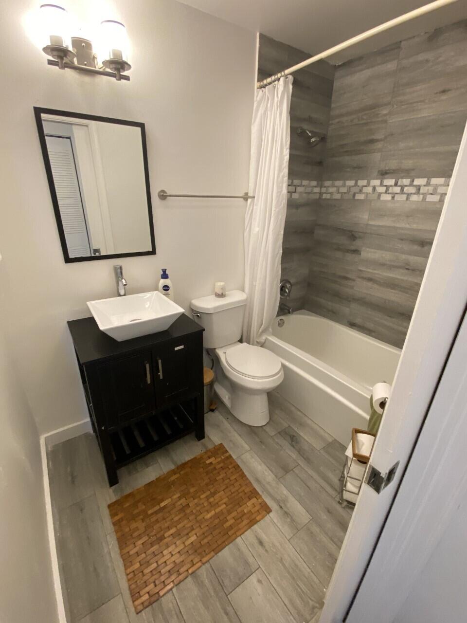 3006 Congressional Way