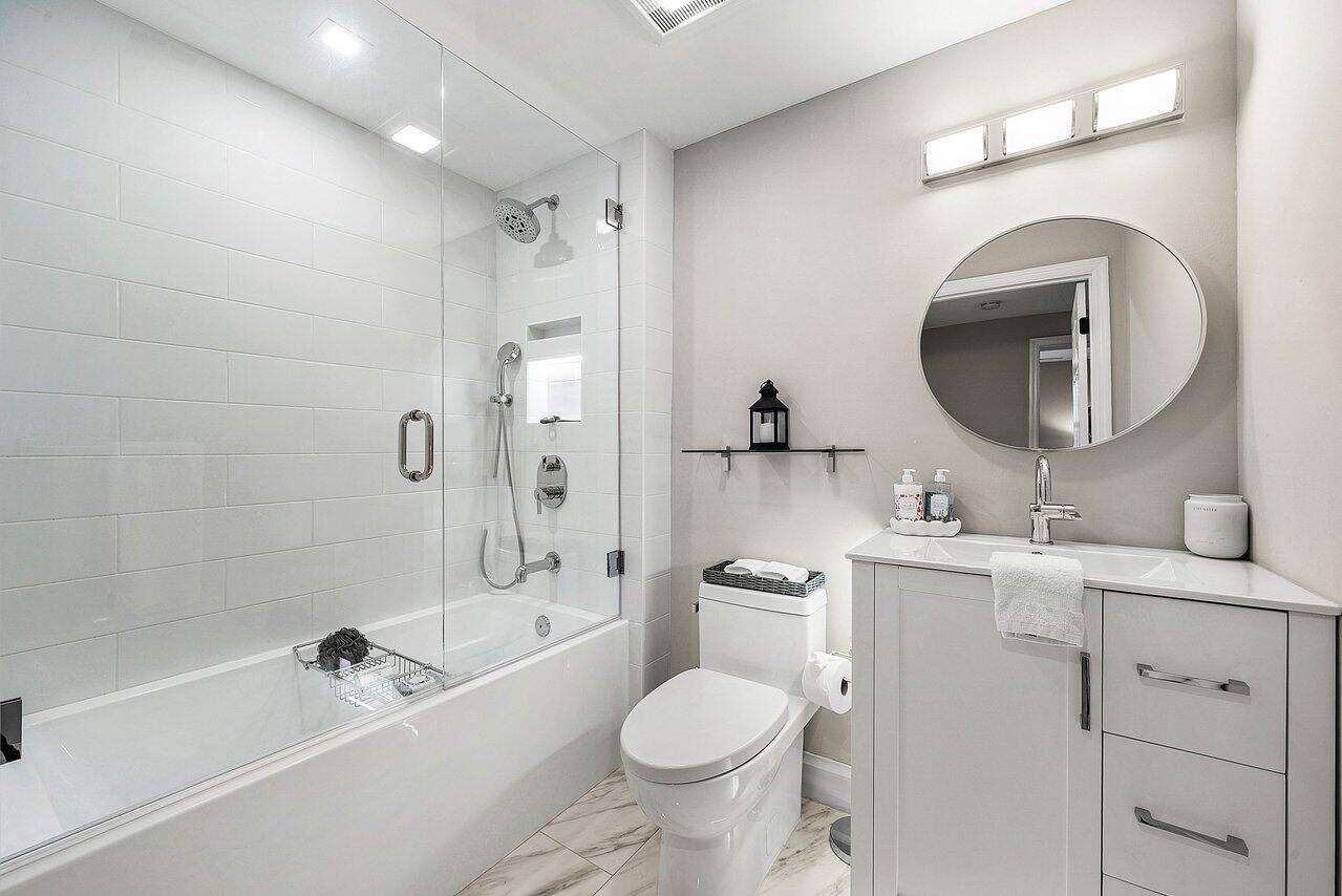STRAND CONDO - Residential