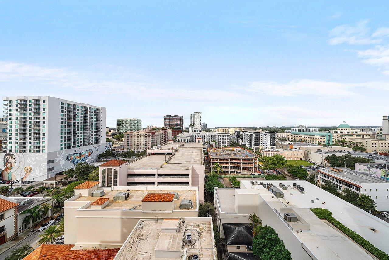 STRAND CONDO - Residential